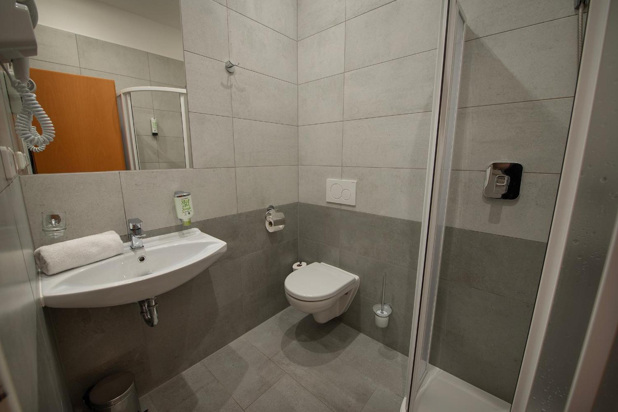 Prague Season Three Stars Hotel Kültér fotó